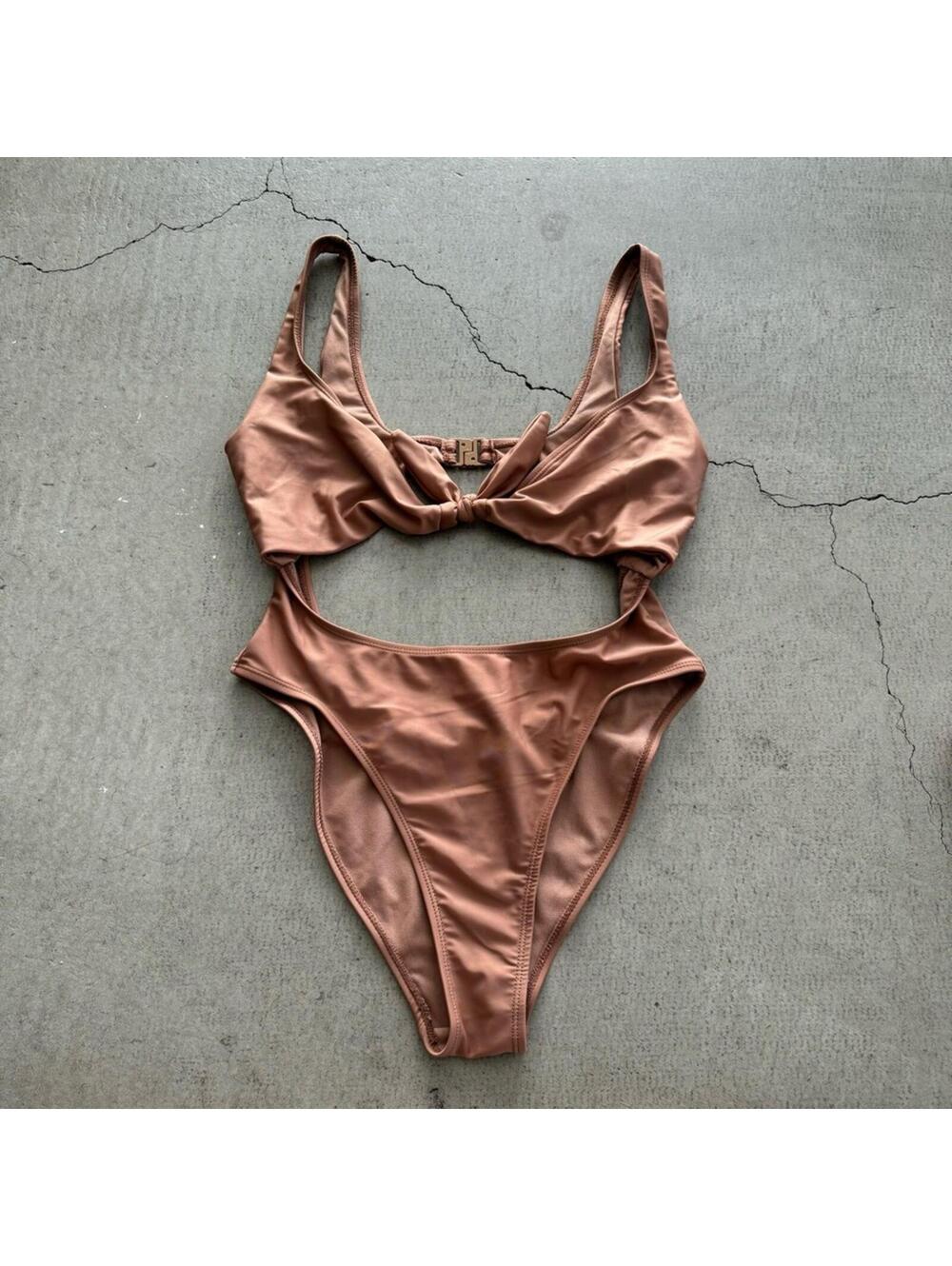 Brave Soul / Cut Out One Piece Swimsuit / Brown